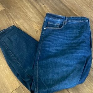 Extra high-rise rockstar super skinny secret slim pocket jeans